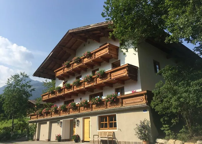 Eisenhof 阿尔滕马克特蓬高