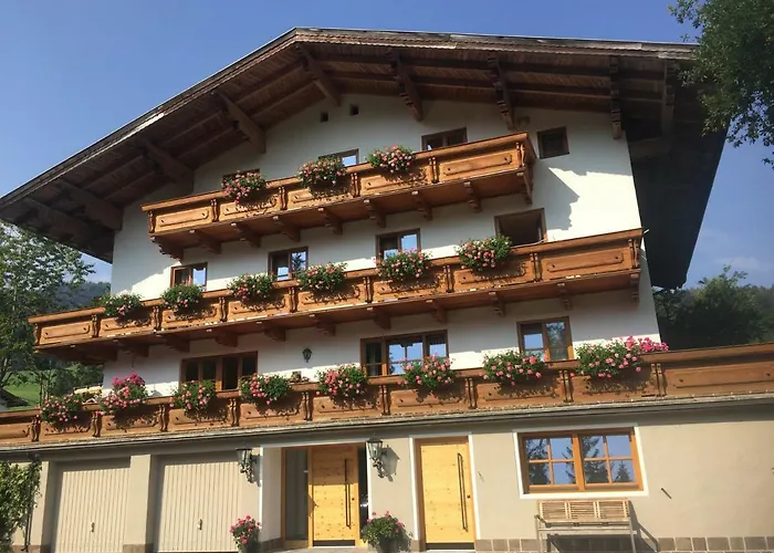 Eisenhof 阿尔滕马克特蓬高